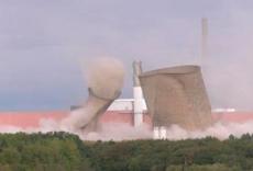 В Великобритании взорваны четыре башни АЭС