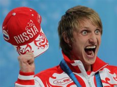 Канадцы наградили российского чемпиона по многоборью под неправильный гимн