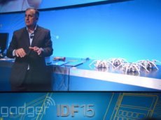 Как можно управлять "армией" дронов с помощью браслета