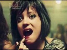 Премьера нового клипа Лили Аллен на песню «22»