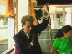 Житель Индии признан обладателем самых длинных "мужских" ногтей