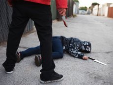 В Швеции сняли пугающее видео о равнодушии людей к насилию