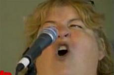 Женщины Иллинойса состязаются в брачных криках свиней