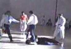 Судья врезал на поединке победителю состязания