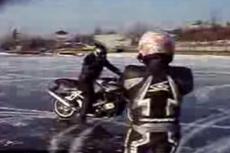 Мотоцикл поставил рекорд скорости на льду