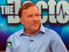 Американец жертвует яичком, чтобы купить машину мечты