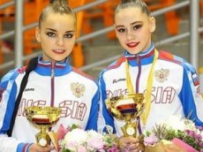 В Чехии российских спортсменок наградили под гимн СССР