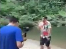 Случайный зритель погиб во время съемок клипа на водопаде