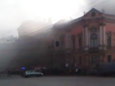 В Петербурге вспыхнул дворец c Управделами президента
