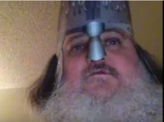 Любитель шляп стал звездой интернета