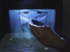 Интерактивный дисплей из тумана — почти как у Тони Старка