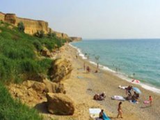 Обвал грунта на севастопольском пляже