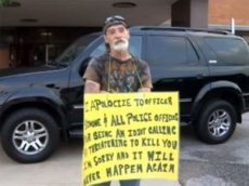 Суд обязал американца признать себя "идиотом"