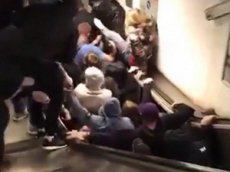 Новое видео момента поломки эскалатора метро в Риме