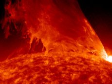 Невероятное видео вспышки на Солнце