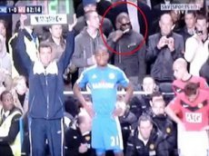 Фанат почистил зубы во время матча