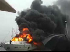 В турецком порту сгорела яхта российского миллионера