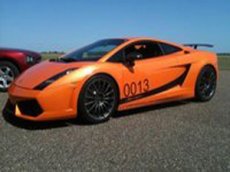 Lamborghini Gallardo разогнали свыше 400 км/час
