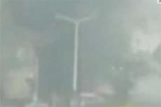 Взрыв у посольства США в Йемене: видео очевидца