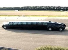 Самый роскошный автобус в мире, способный разгоняться до 250 км/ч