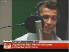 Кристиано Роналдо спел о любви