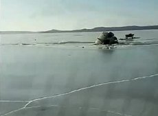 В Приморье ушло под лёд 5 автомобилей