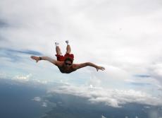 Прыжки без парашюта — новый вид экстрима