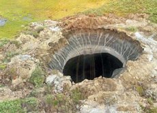 На Ямале оленеводы нашли вторую загадочную воронку