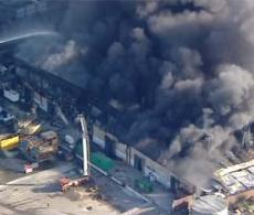 В Лондоне горит Олимпийская деревня