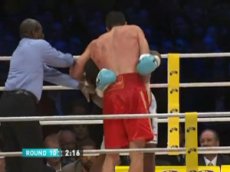 Кличко нокаутировал Питера в девятом раунде