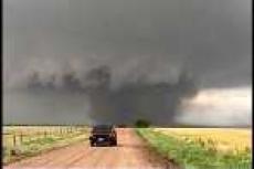 Австралия пострадала от торнадо: глазами очевидца