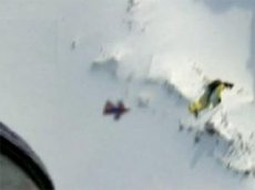 Парашютист рухнул с высоты почти в 2 км, не успев раскрыть купол, и остался жив