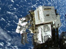 Астронавты сняли селфи в открытом космосе