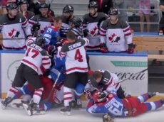 Массовая драка хоккеистов сборных России и Канады