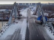 Заснеженный Фрунзенский мост сняли на видео