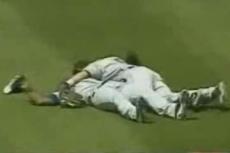 Бейсболисты выбили друг другу зубы