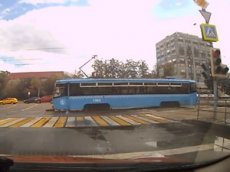 Наезд трамвая на девушку в Москве