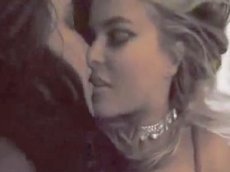 Cекс-видео с Кармен Электрой попало в Сеть