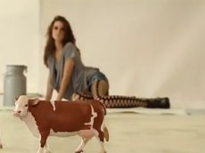 Платья из … молока!