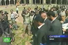 В Иране соткали ковер величиной с футбольное поле