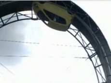 Опасный трюк на автомобиле стал мировым рекордом