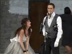 Хабенский запел в роли негодяя в антимюзикле