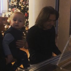 Дмитрий Маликов опубликовал новое видео с 11-месячным сыном