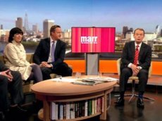 Премьер-министра Великобритании попросили «заткнуться» в прямом эфире