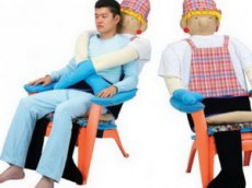 В Японии создали кресло для одиноких людей