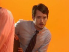 Элайджа Вуд снялся в клипе The Apples in Stereo