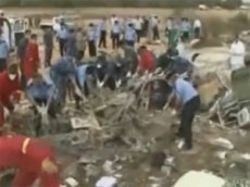 Видео с места крушения самолета в Триполи