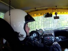 У автогонщика отвалился руль в ходе движения