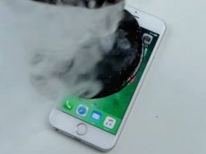 IPhone 6s подвергли испытанию кипящей смолой