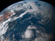 Японский спутник показал земной день за несколько секунд